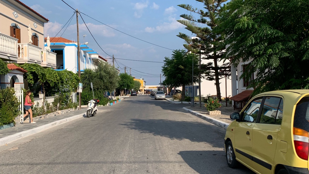 Photo of Others in Ireon