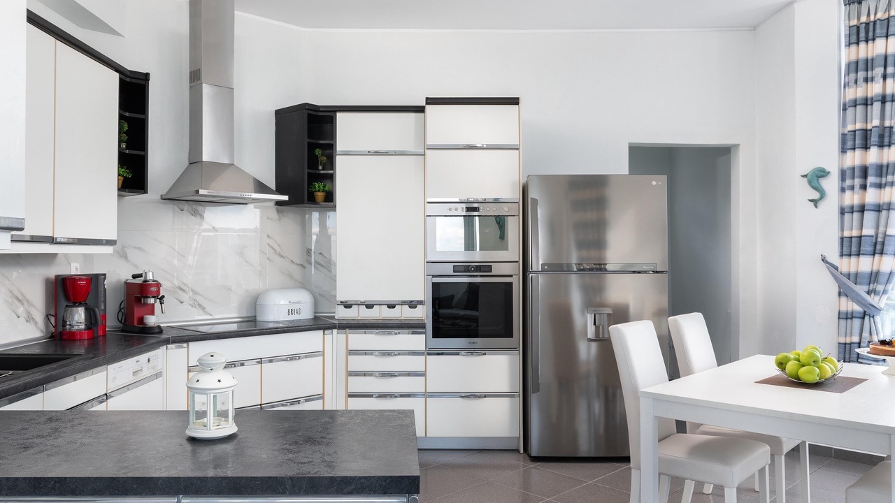 Photo of Kitchen in Petaloudes