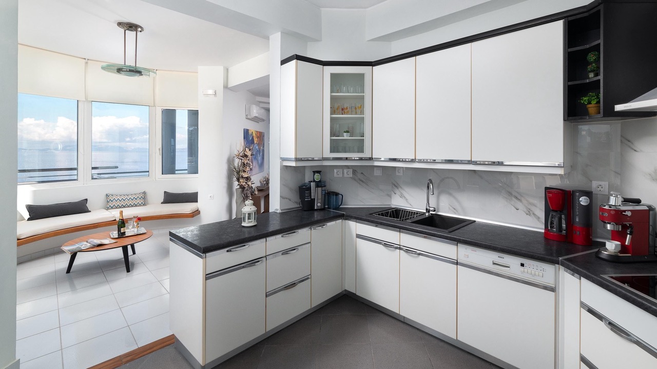 Photo of Kitchen in Petaloudes