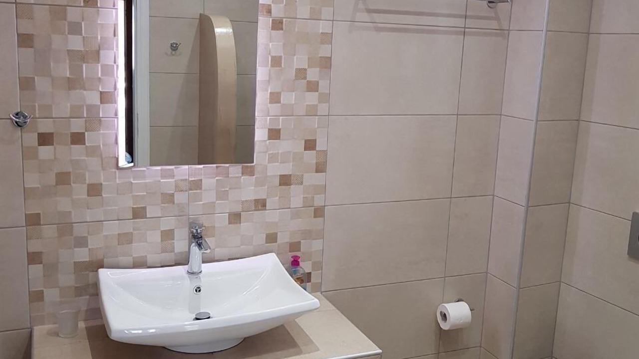 Photo of Bathroom in Fira