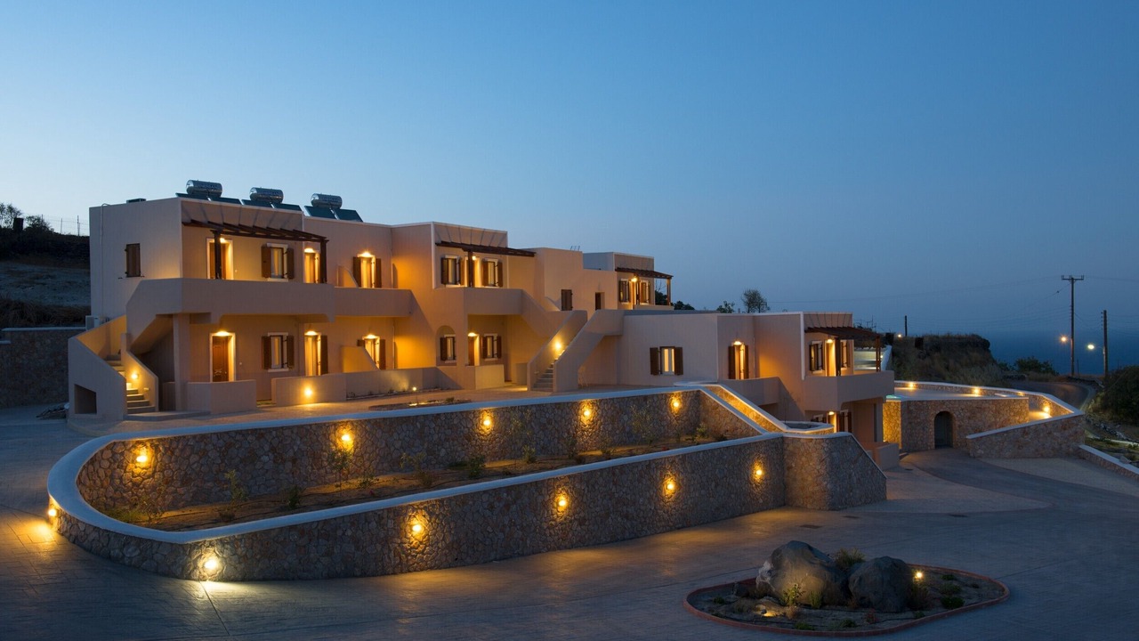 Photo of Others in Fira