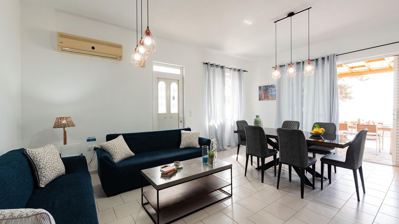 Photo of Livingroom in Lardos