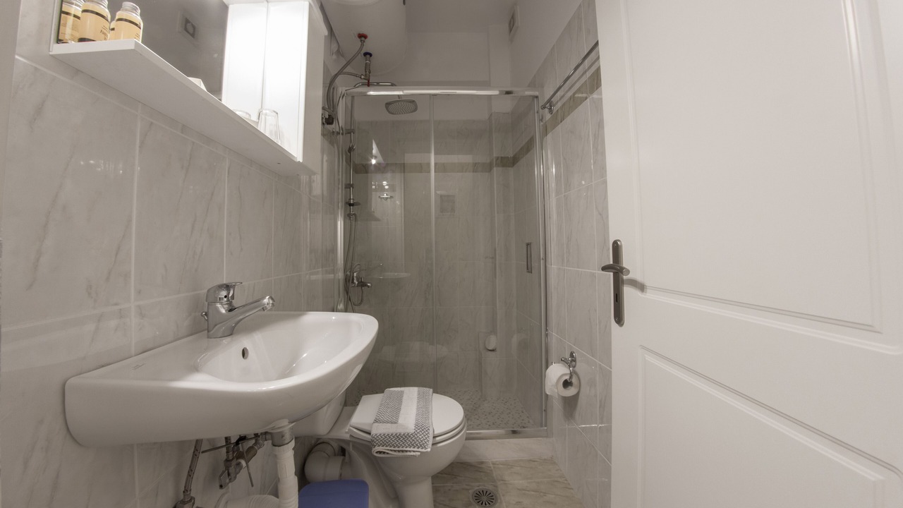 Photo of Bathroom in Kiveri