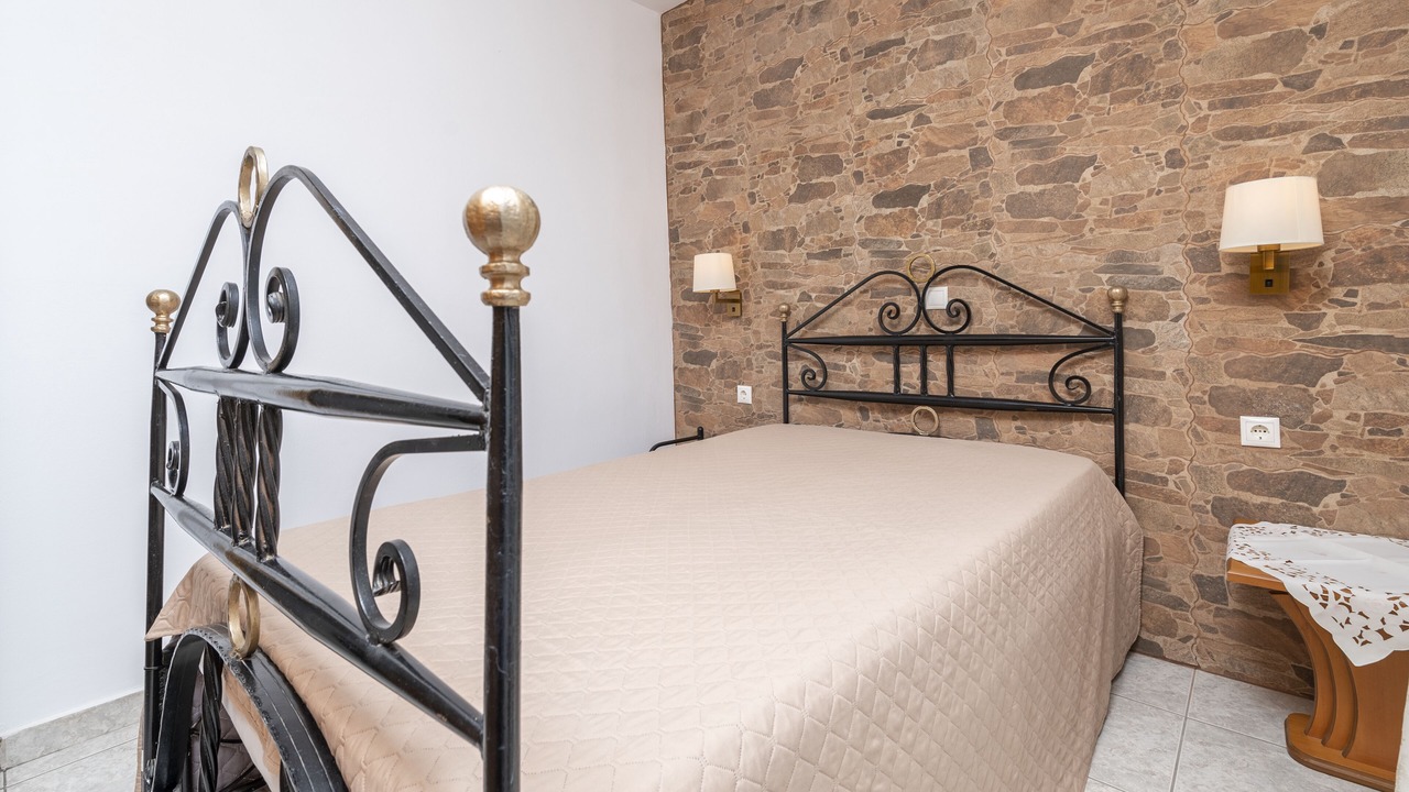 Photo of Bedroom in Kefalos