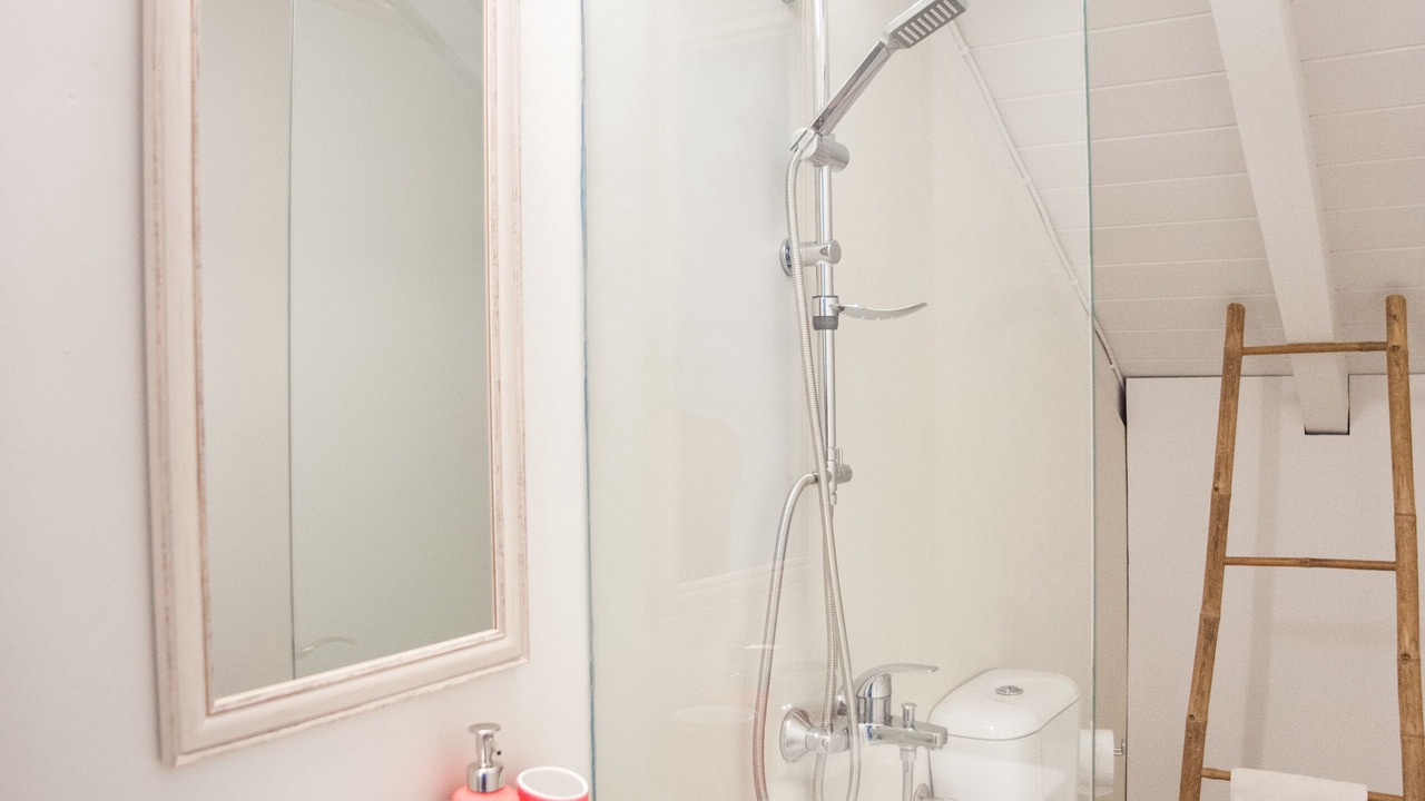 Photo of Bathroom in Fiskardo