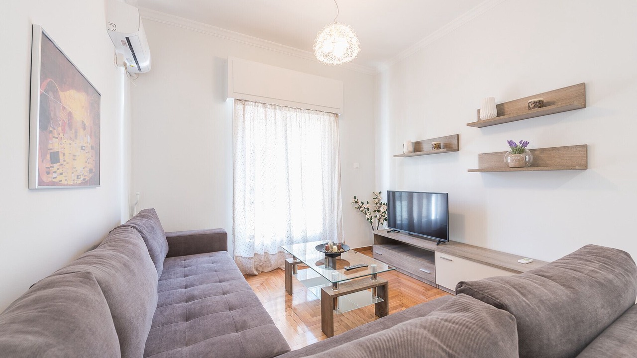 Photo of Livingroom in Thissio