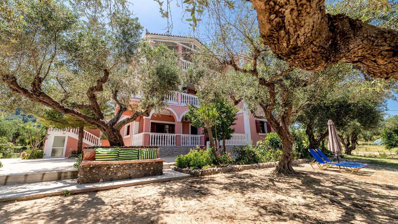 Photo of Patio Balcony in Ano Vasilikos
