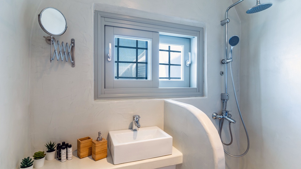 Photo of Bathroom in Imerovigli