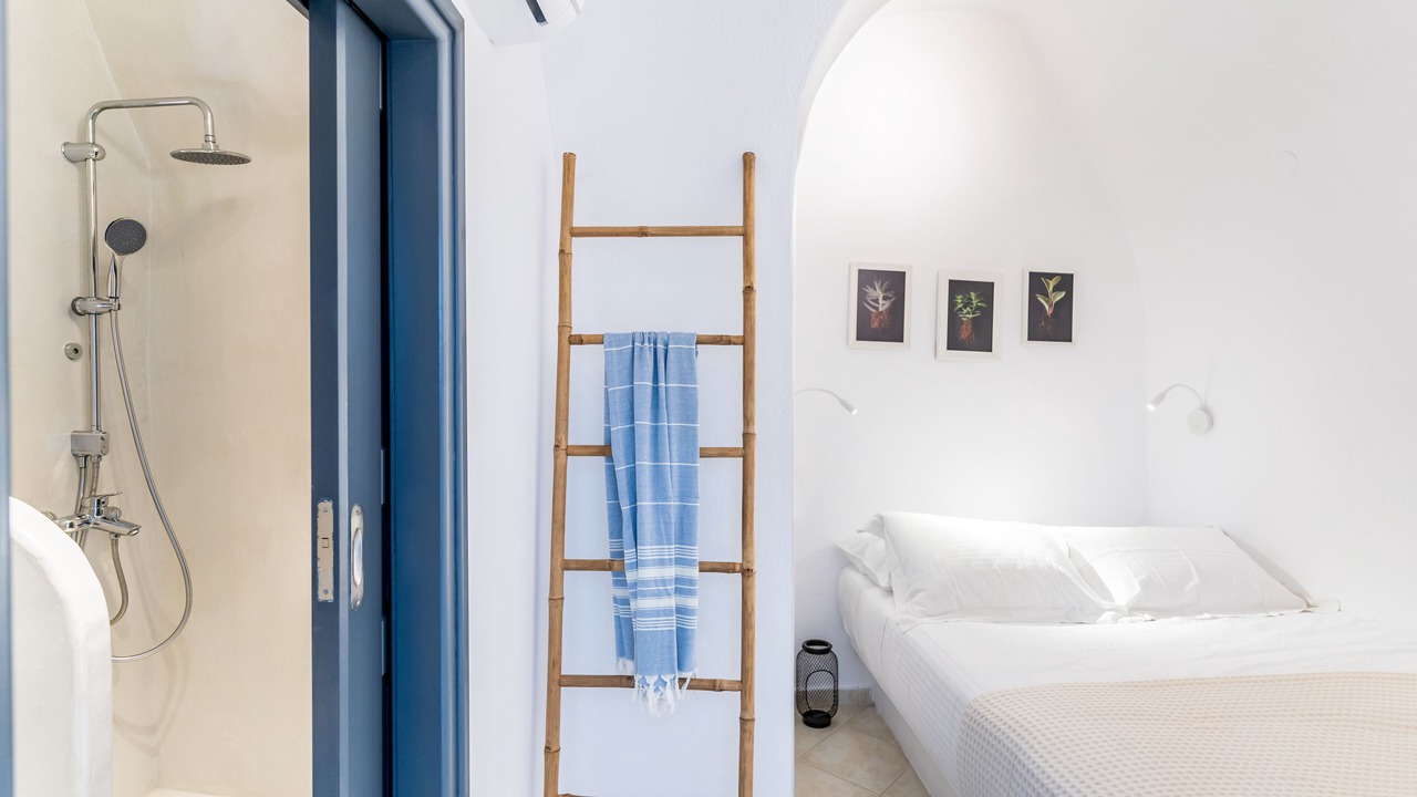 Photo of Bedroom in Imerovigli