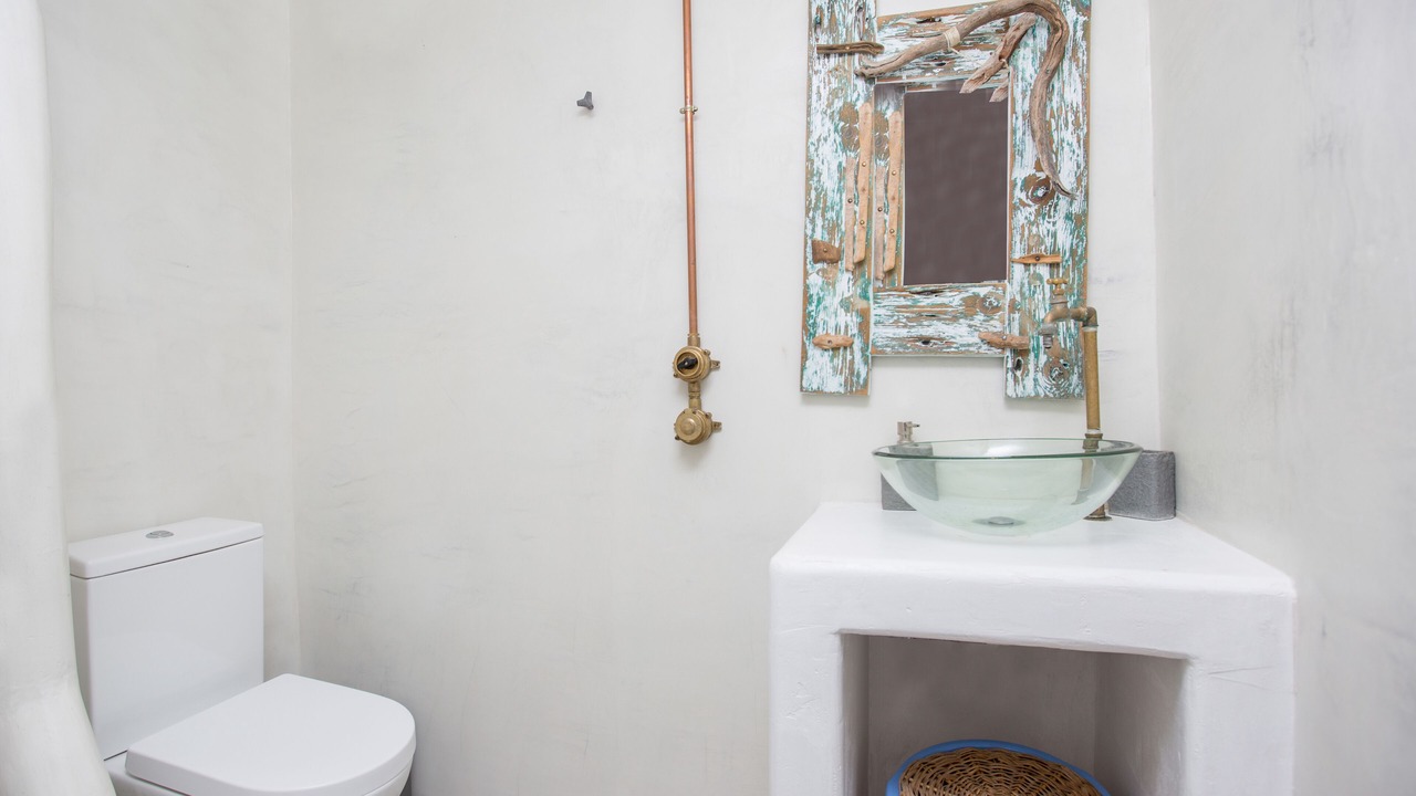 Photo of Bathroom in Maragas