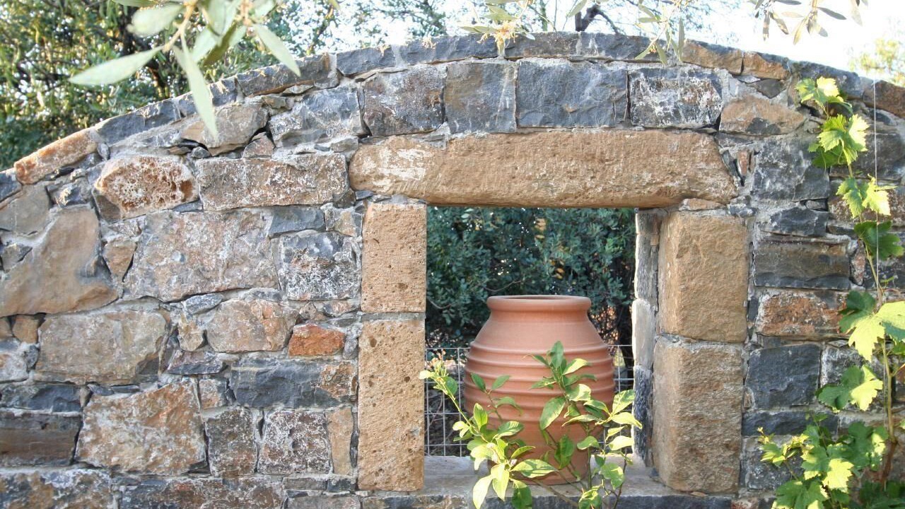 Photo of Outdoor in Istron