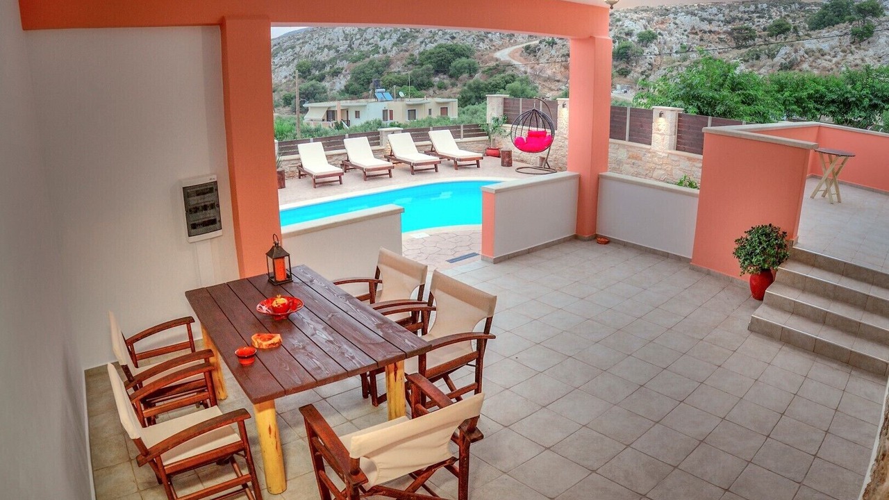 Photo of Outdoor in Platanos