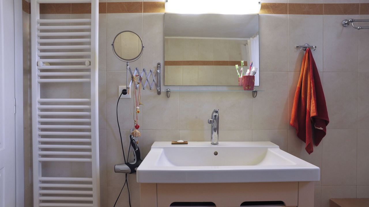 Photo of Bathroom in Syros