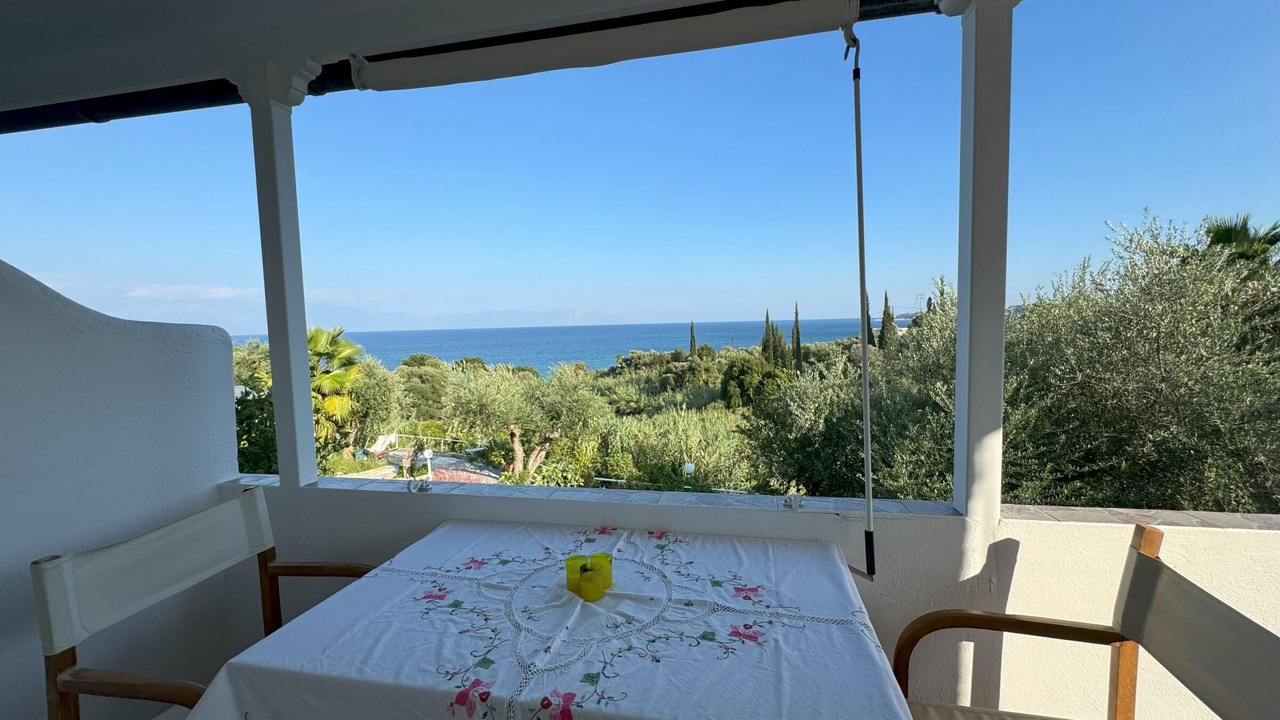 Photo of Patio Balcony in Kompi
