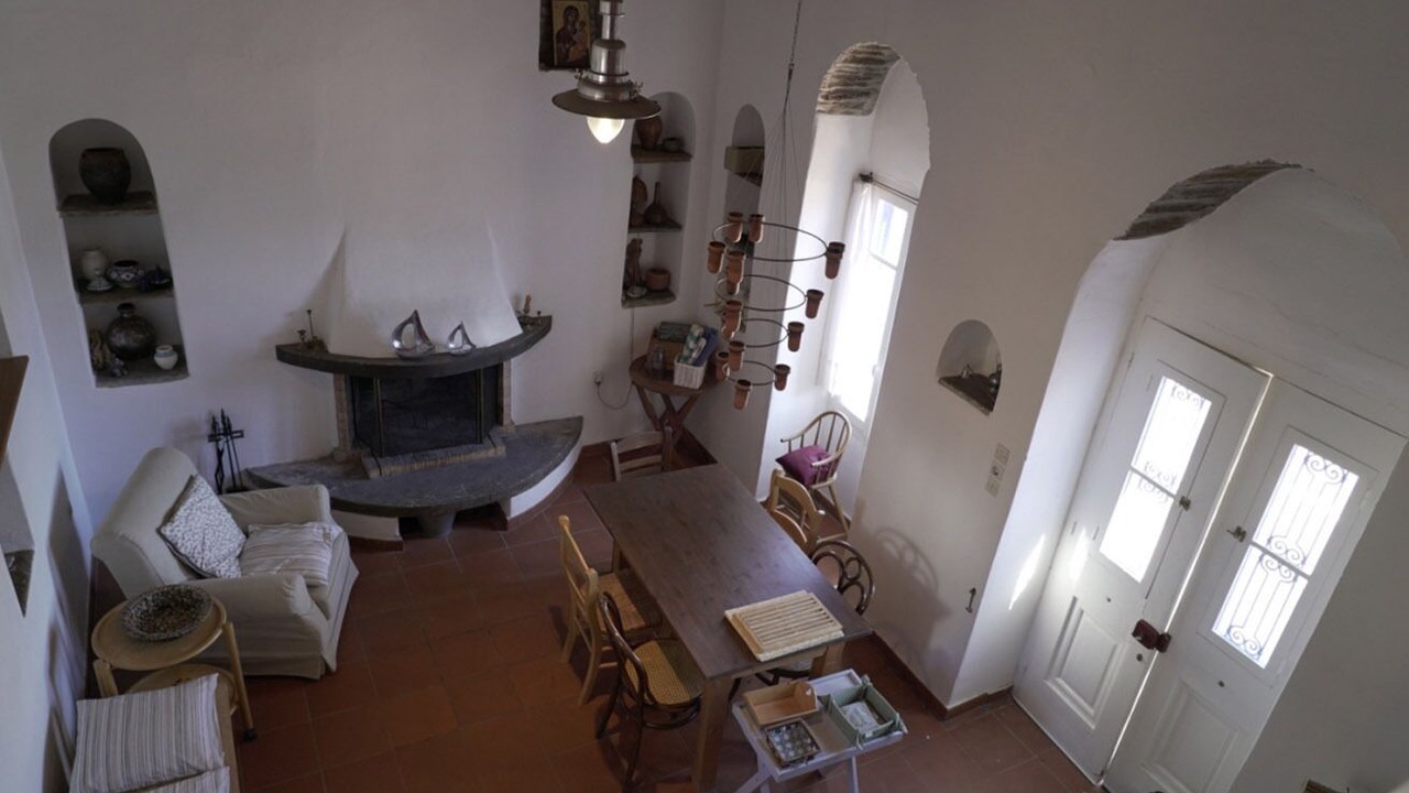 Photo of Livingroom in Andros Town