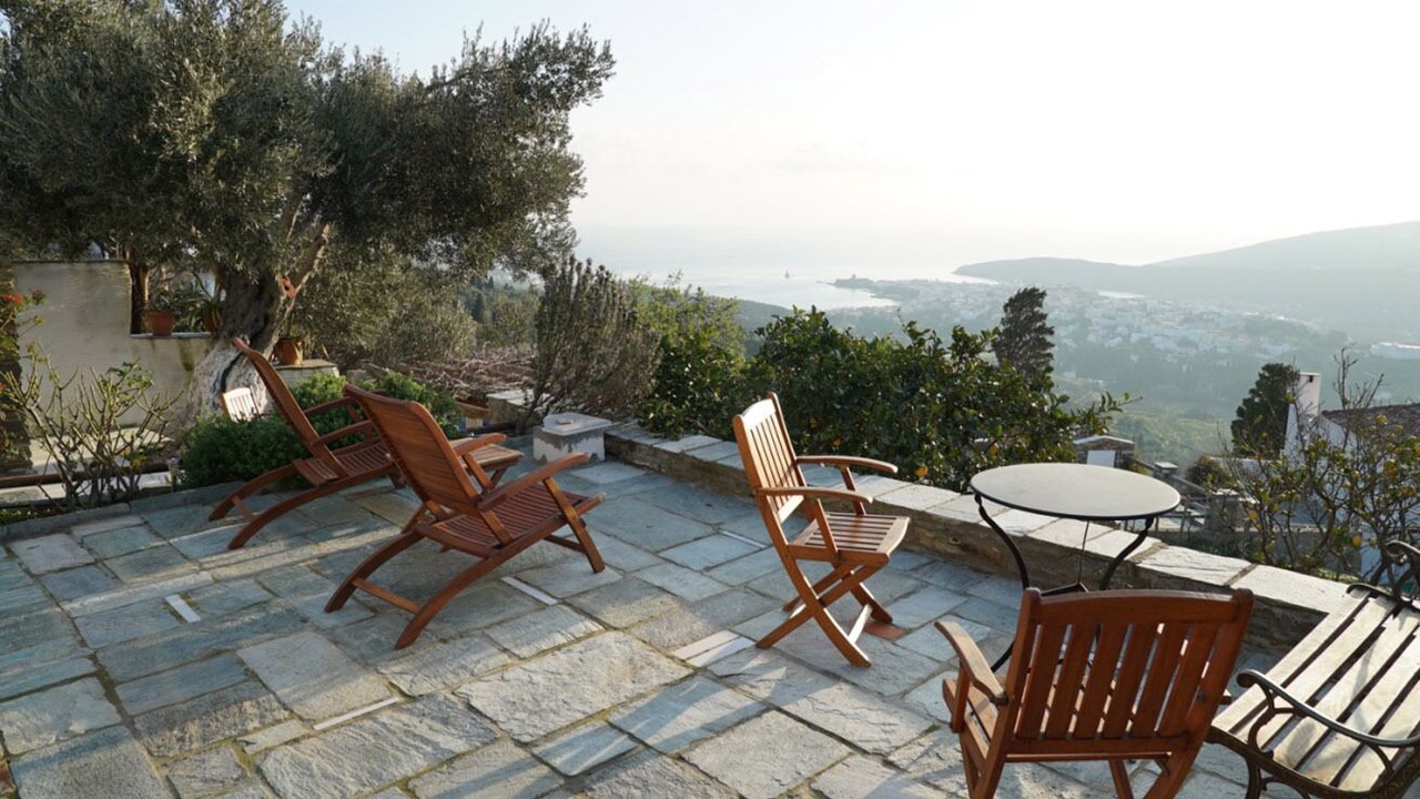 Photo of Patio Balcony in Andros Town