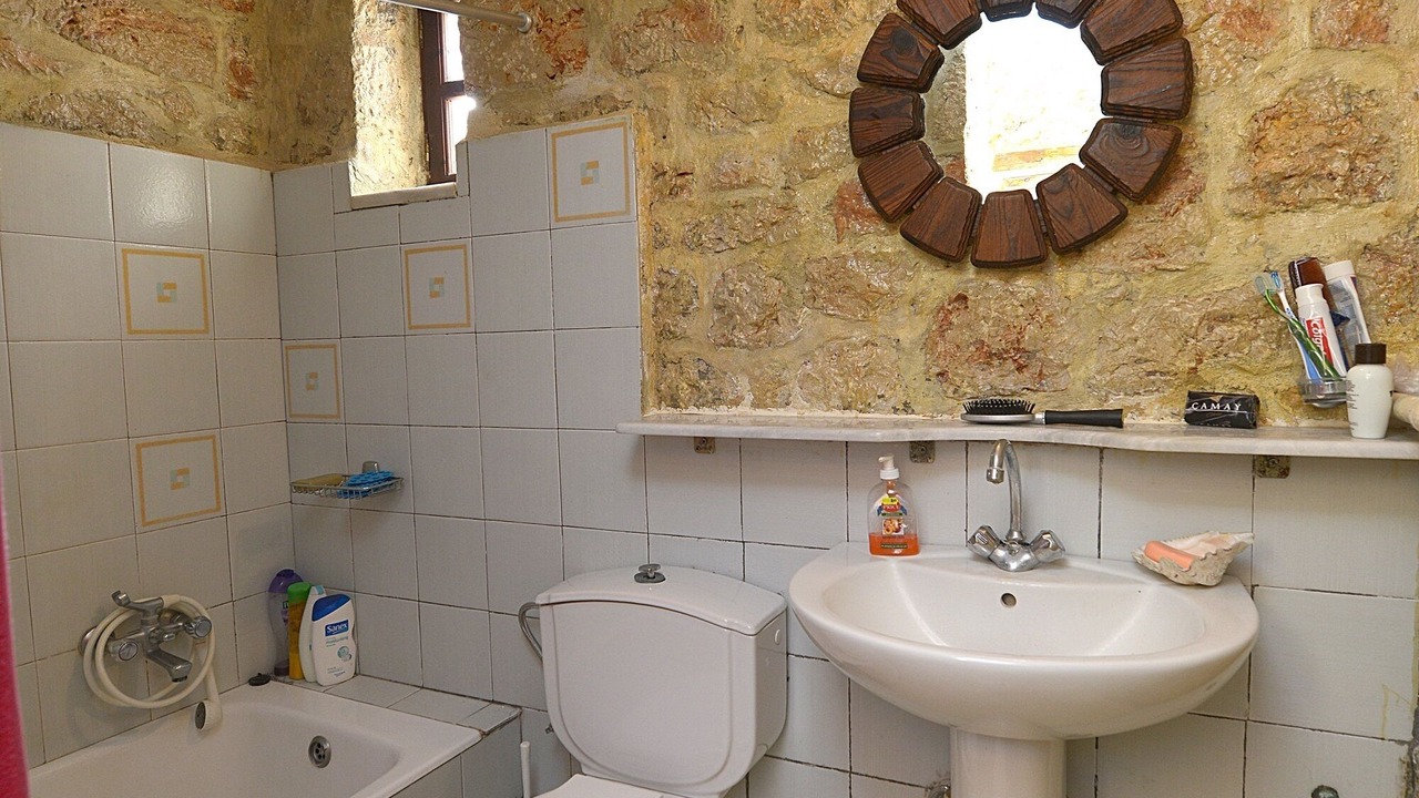 Photo of Bathroom in Halki