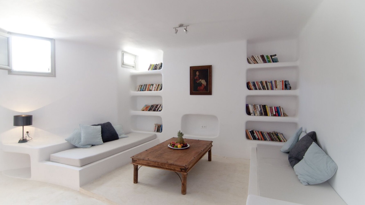 Photo of Livingroom in Folegandros