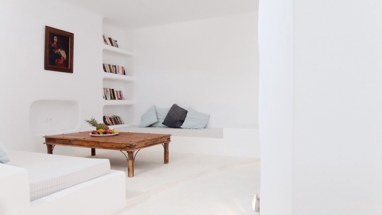 Photo of Others in Folegandros