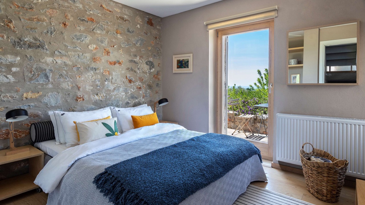 Photo of Bedroom in Lefktron