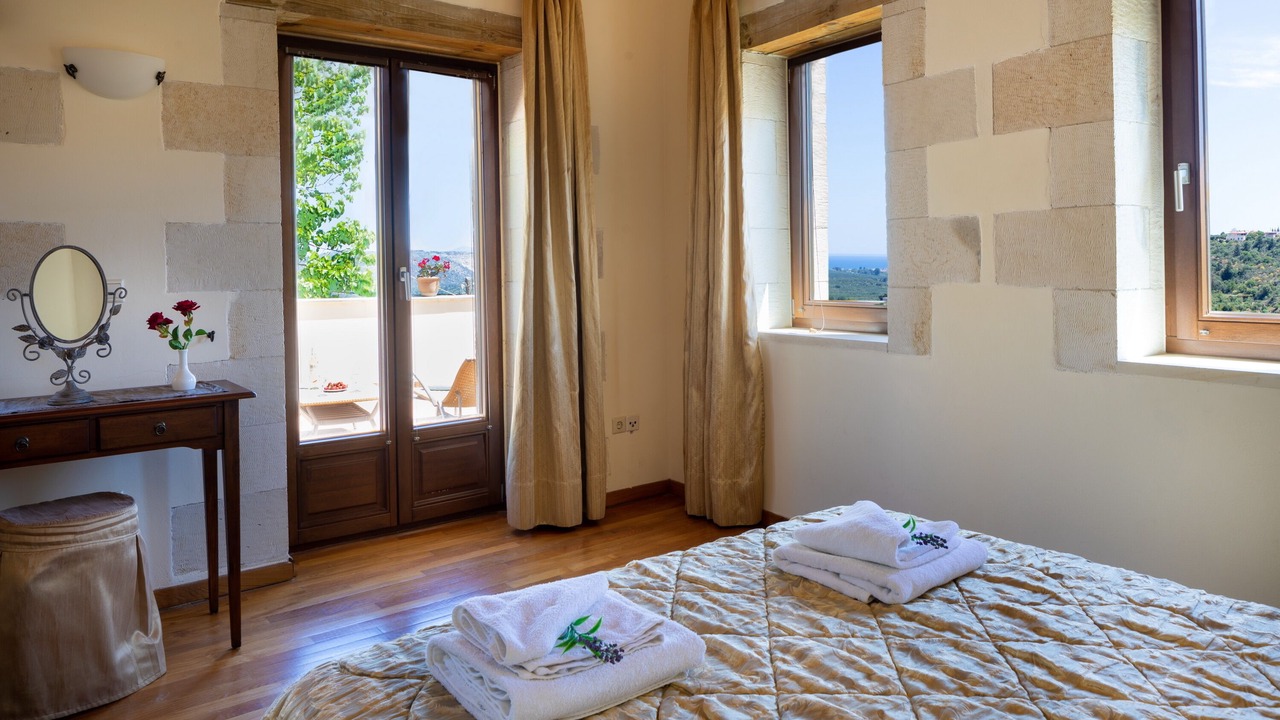 Photo of Bedroom in Makhairoi