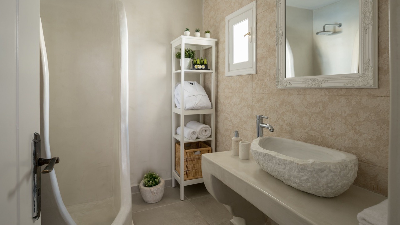 Photo of Bathroom in Messaria