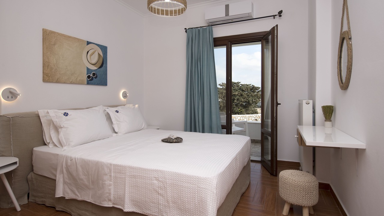 Photo of Bedroom in Paros
