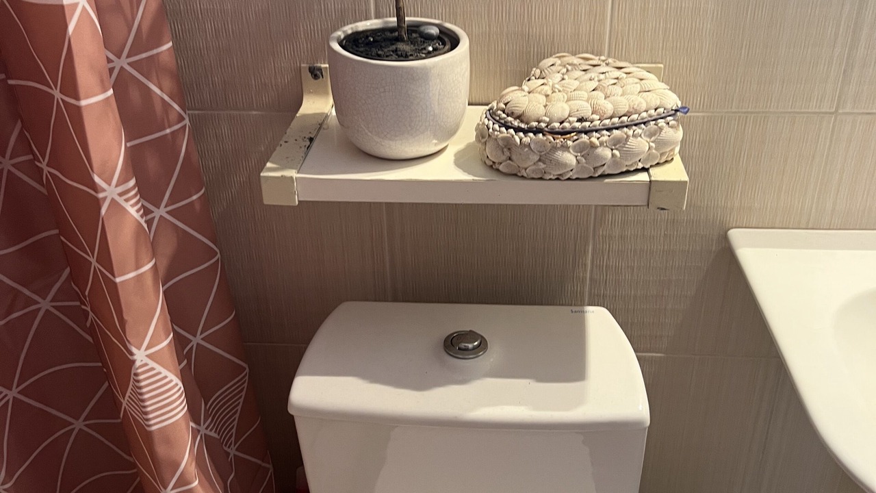 Photo of Bathroom in Skala Fourkas