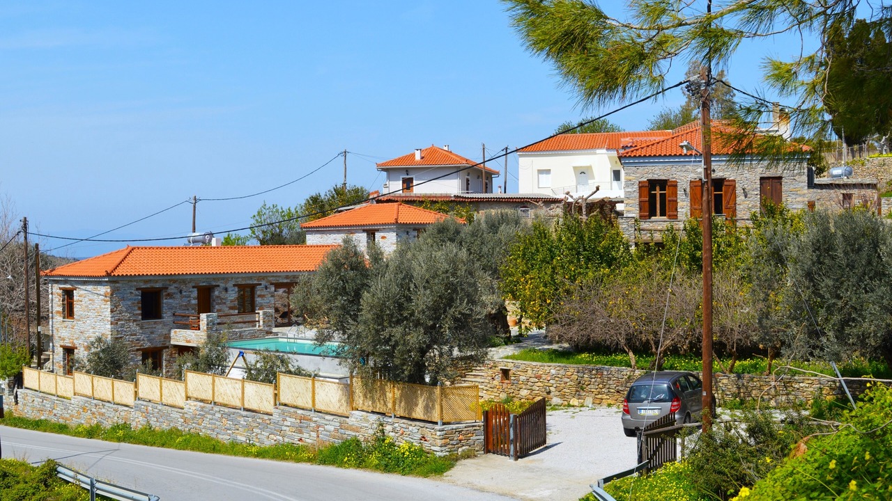 Photo of Outdoor in Stira