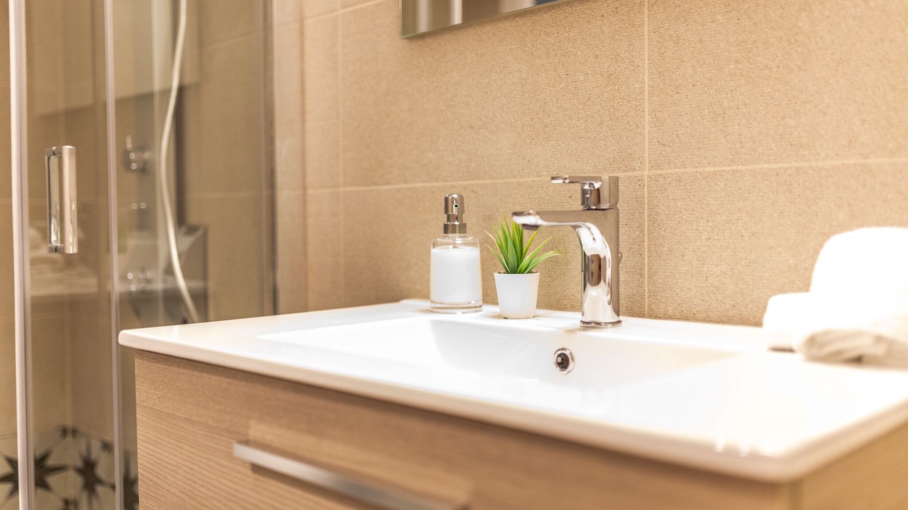 Photo of Bathroom in Pasalimani