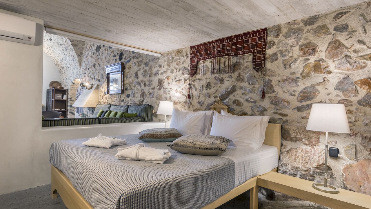 Photo of Bedroom in Santorini