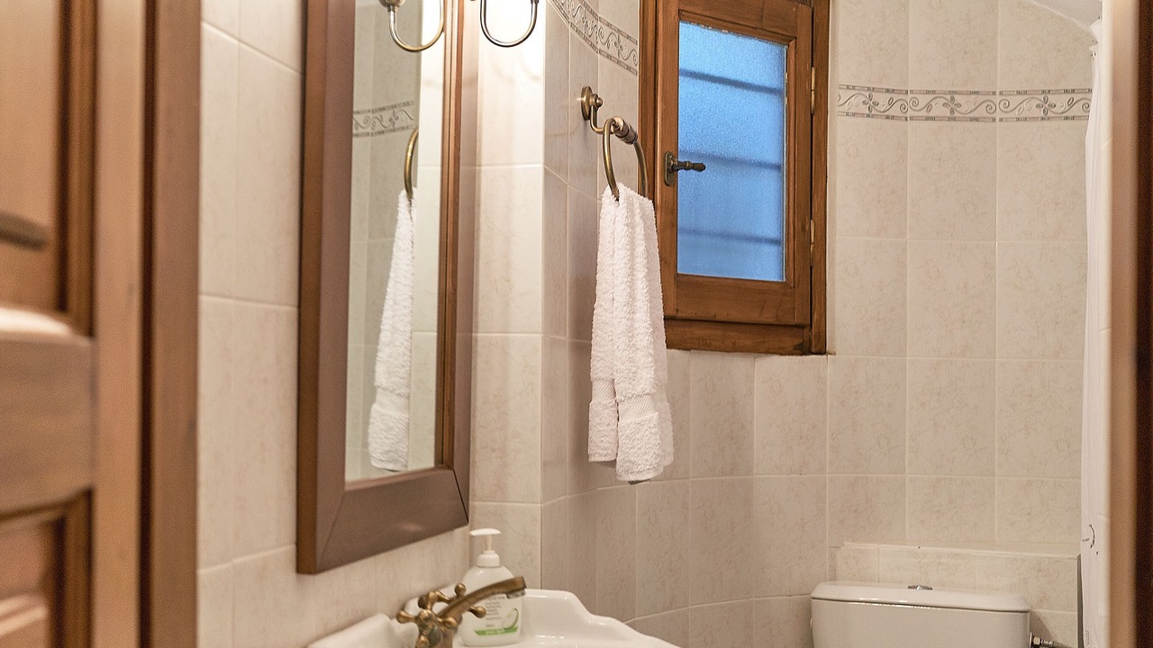 Photo of Bathroom in Kipri