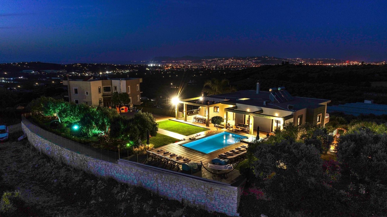 Photo of Outdoor in Potistiria