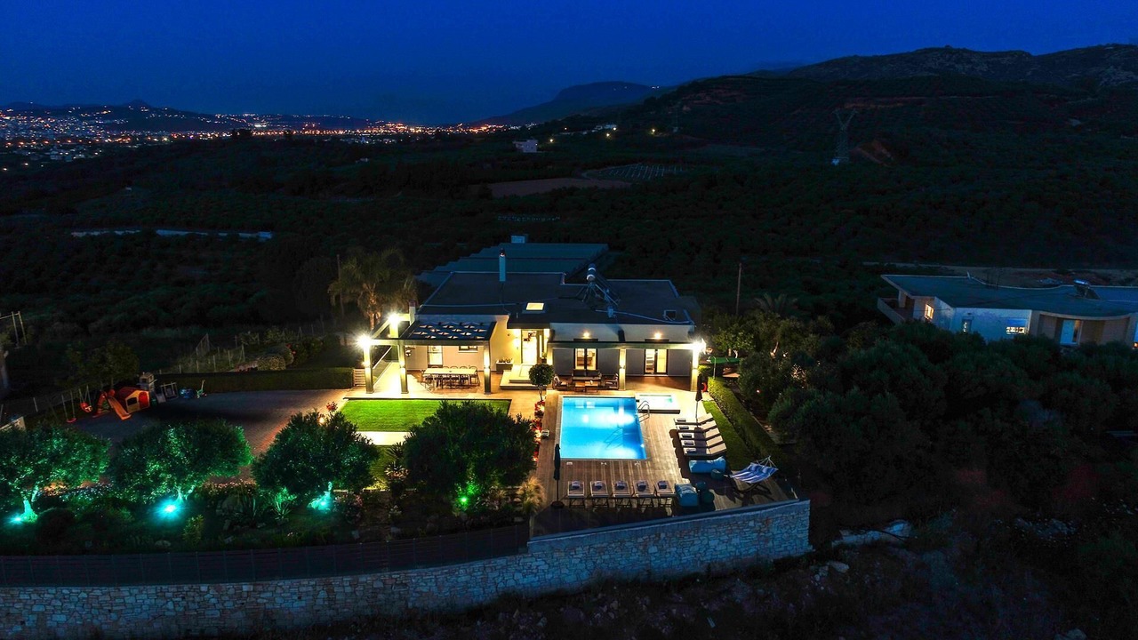 Photo of Outdoor in Potistiria