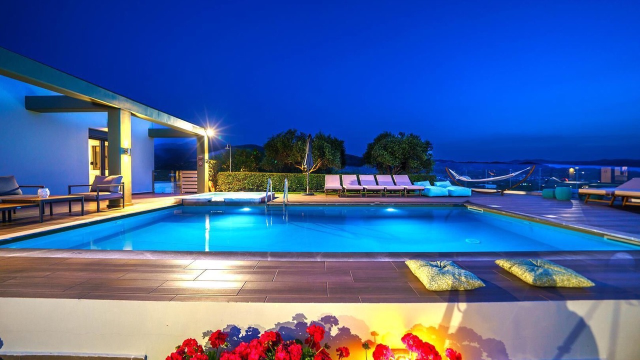 Photo of Outdoor in Potistiria