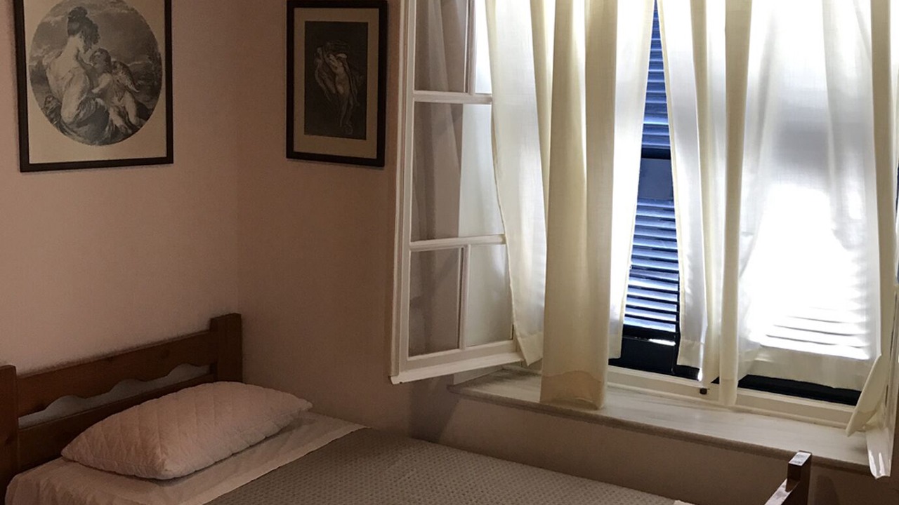 Photo of Bedroom in idhra