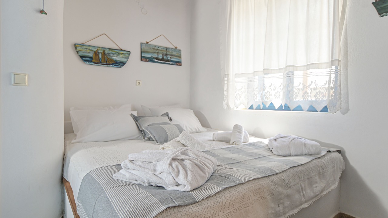 Photo of Bedroom in Naxos Town