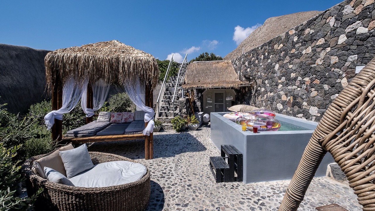 Photo of Patio Balcony in Emporio