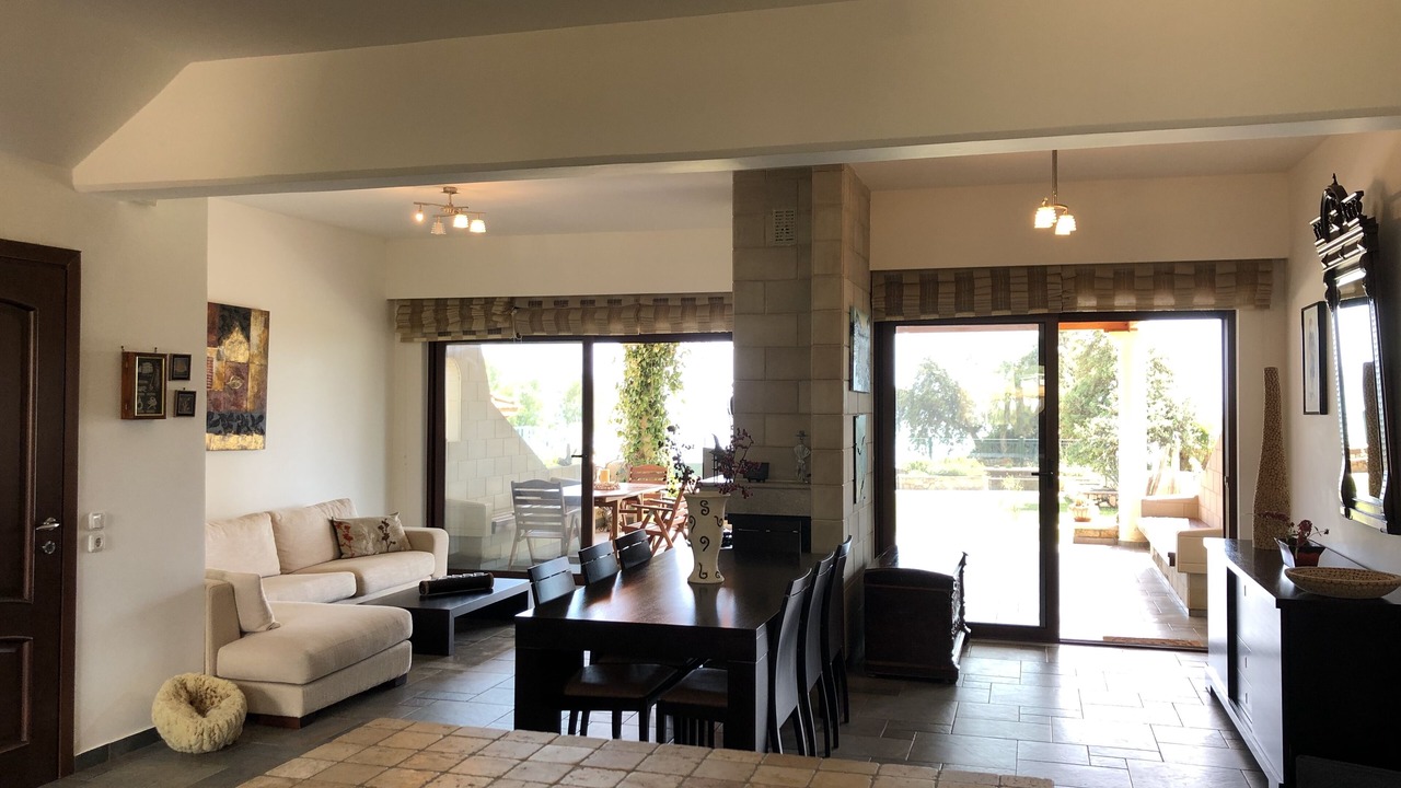 Photo of Livingroom in Lardos