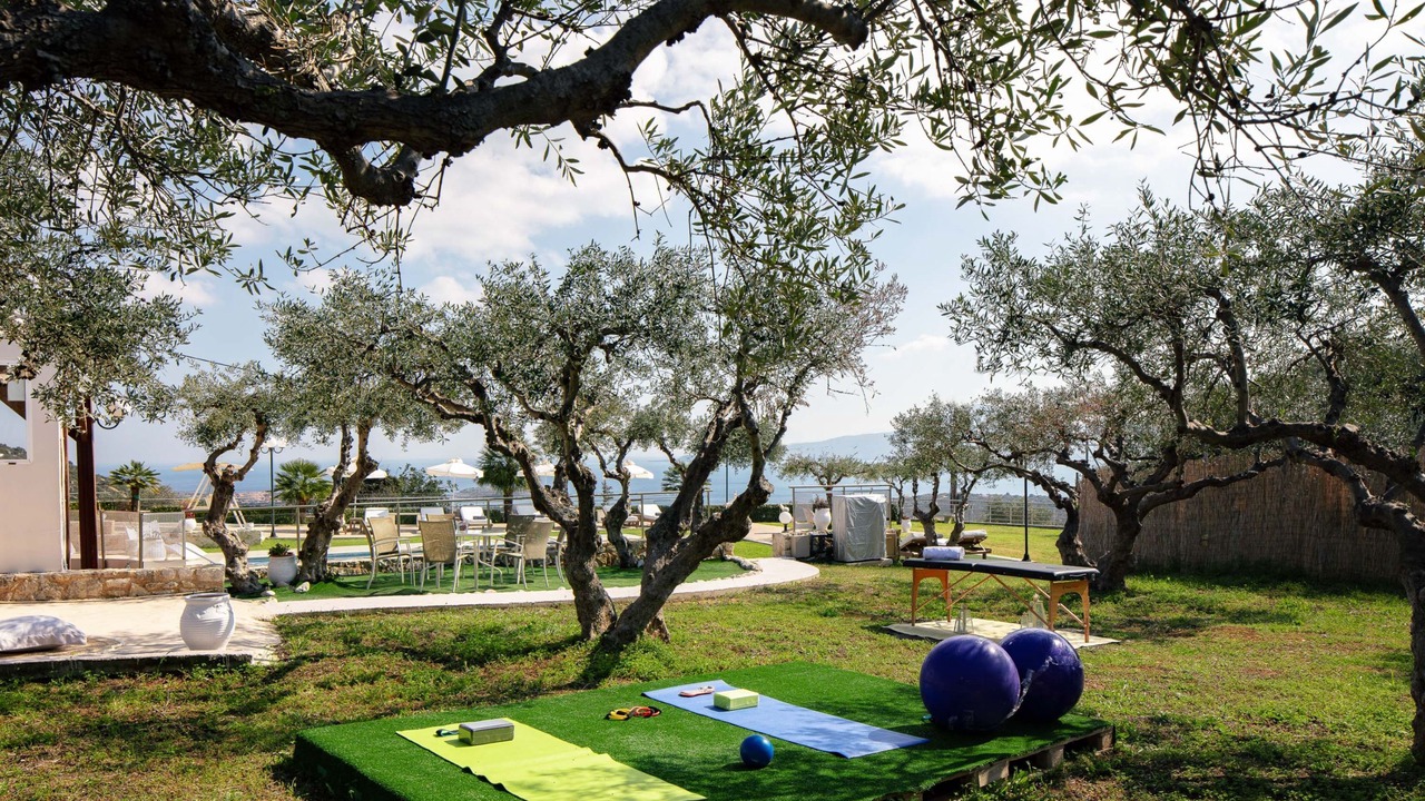 Photo of Outdoor in Sternes