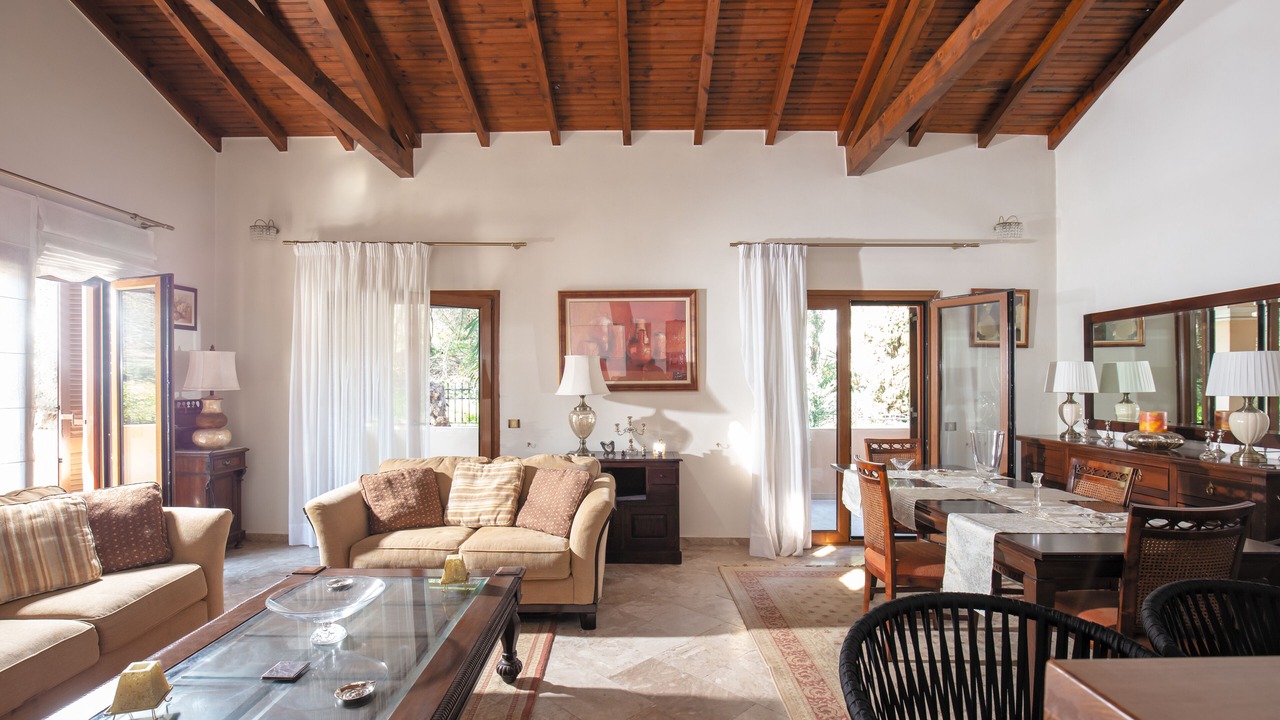 Photo of Livingroom in Alepou