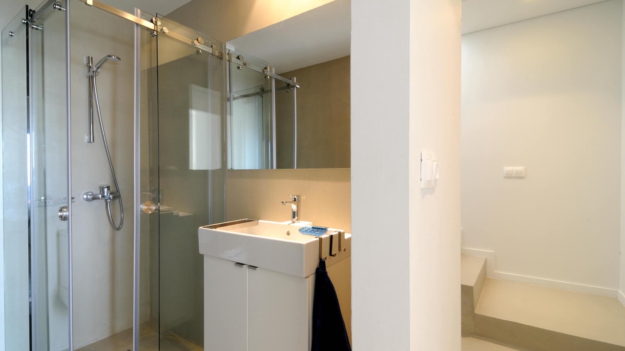 Photo of Bathroom in Milopotas