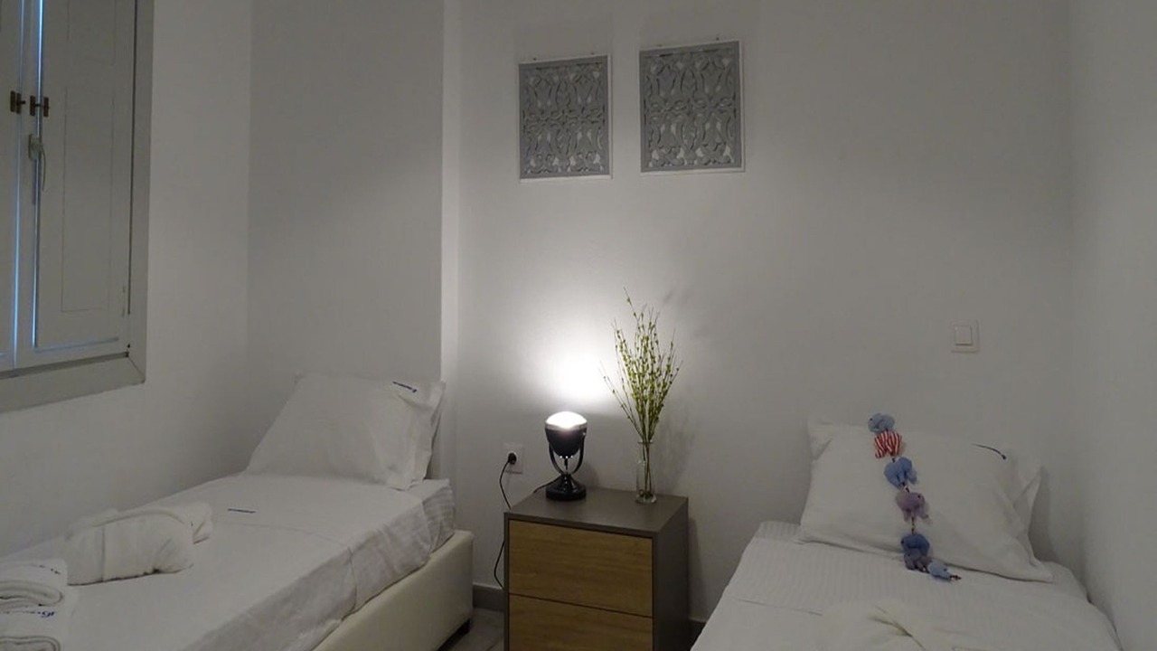 Photo of Bedroom in Fira