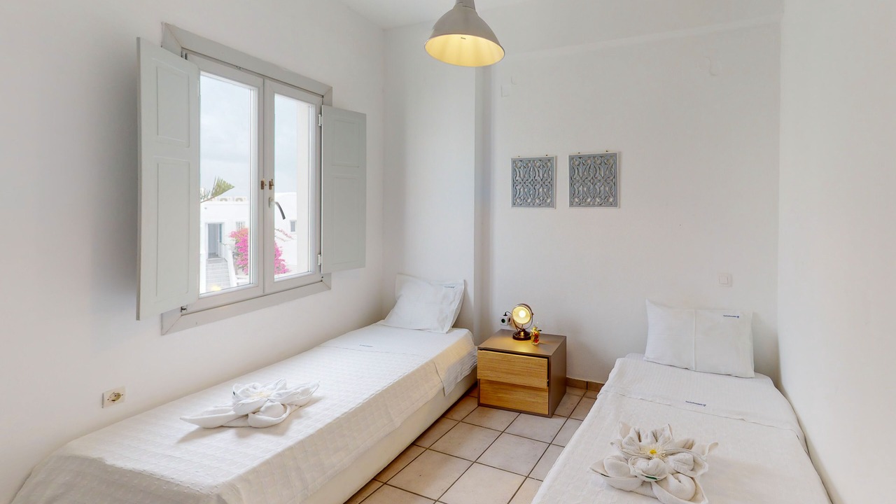 Photo of Bedroom in Fira