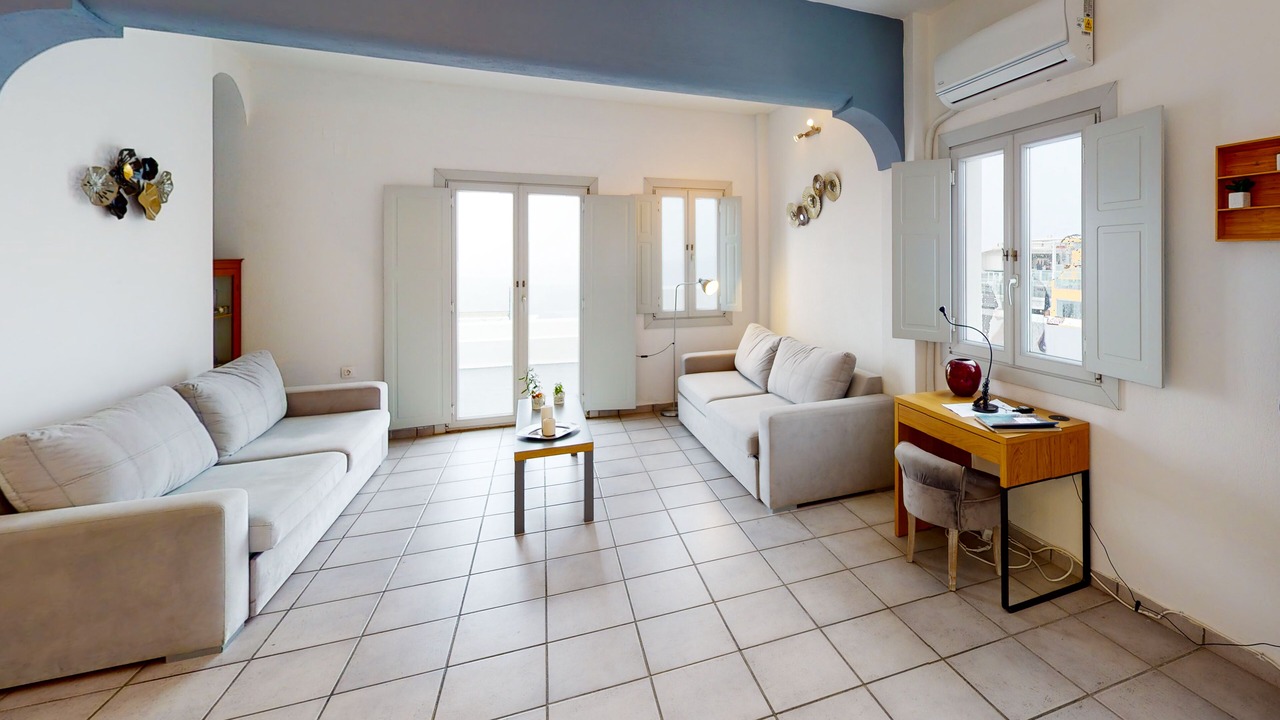 Photo of Livingroom in Fira