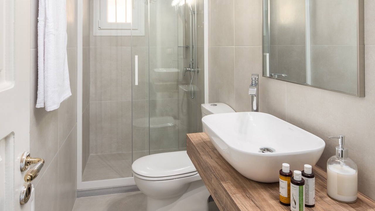 Photo of Bathroom in Alepou