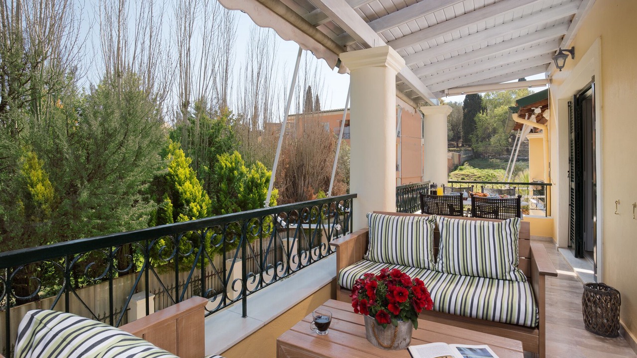 Photo of Patio Balcony in Alepou