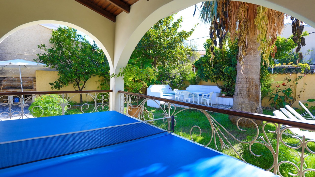 Photo of Patio Balcony in Petaleia