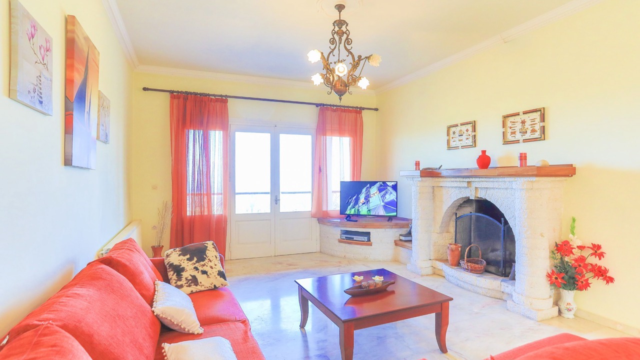 Photo of Livingroom in Petaleia
