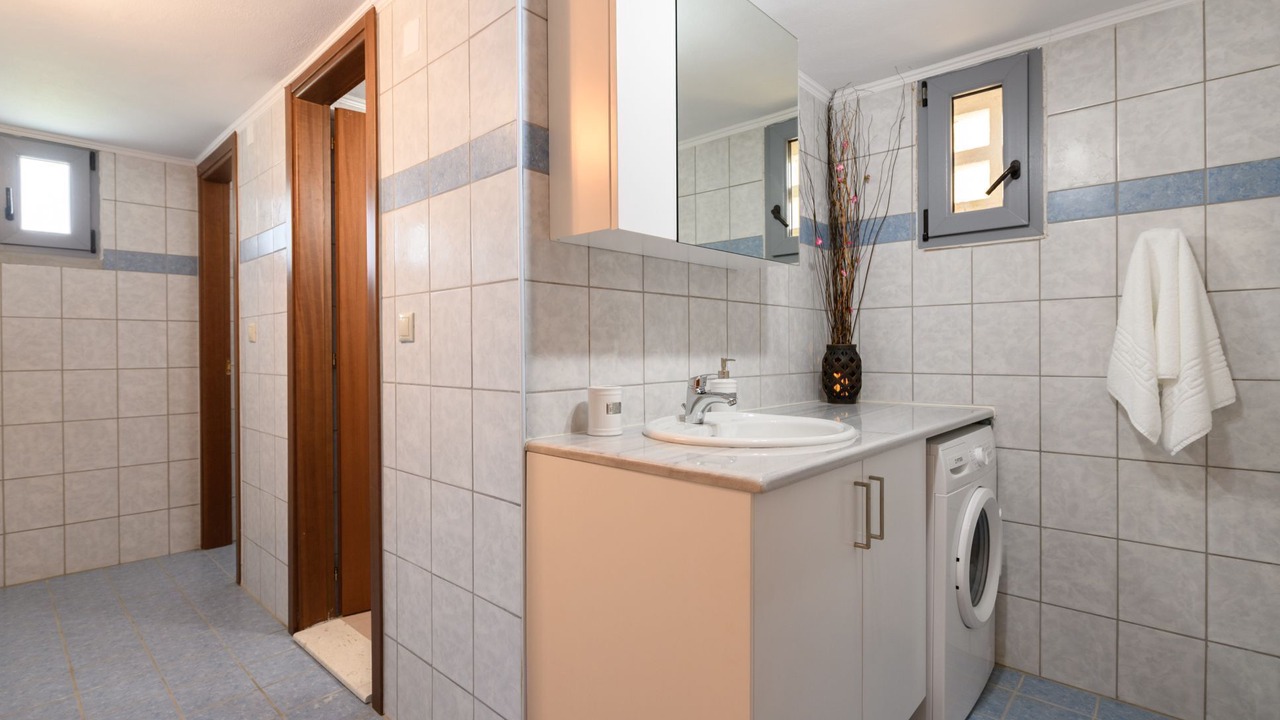 Photo of Bathroom in Kokinos Pirgos